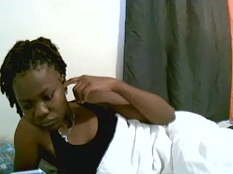 Snapshot of QueenSar chatting on 06.22.26 QueenSar online show from 06.22.26