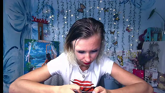 Snapshot of magic_life chatting on 07.09.26 magic life online show from 07.09.26