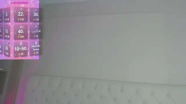 Snapshot of alexa___11 chatting on 07.04.26 alexa 11 online show from 07.04.26