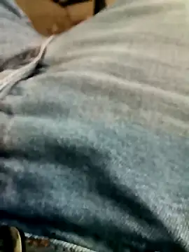 Singlemaleforcouples online show from 01.12.25