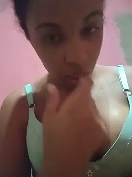 Snapshot of Mylenafe chatting on 06.19.26 Mylenafe online show from 06.19.26