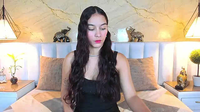 Snapshot of Natty_Mendez chatting on 06.13.26 Natty Mendez online show from 06.13.26