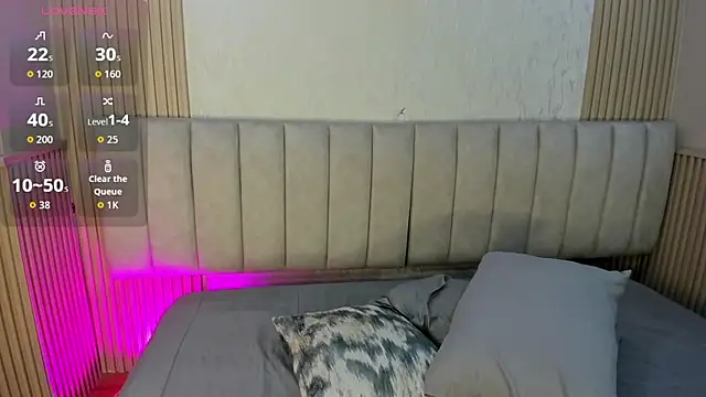 julimonroe  online show from 07.14.26