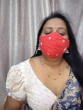Snapshot of Nithya_ chatting on 06.28.26 Nithya online show from 06.28.26