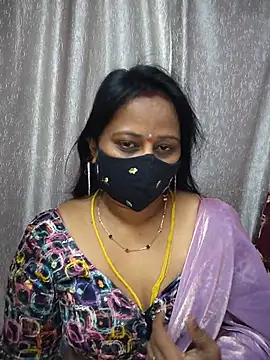 Snapshot of Nithya_ chatting on 07.12.26 Nithya online show from 07.12.26