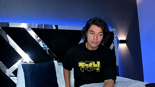 LycanMushu online show from 06.06.26