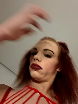 translady19 online show from 06.10.26