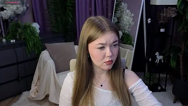 Snapshot of Lina_deels chatting on 06.21.26 Lina deels online show from 06.21.26