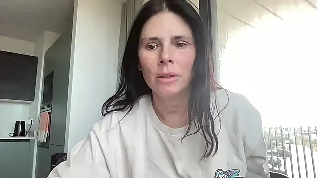 Snapshot of JadeLucy chatting on 07.03.26 JadeLucy online show from 07.03.26