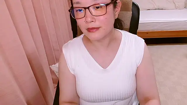 LENA-xo online show from 06.16.26