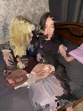 Velvet Chaos online show from 06.04.26