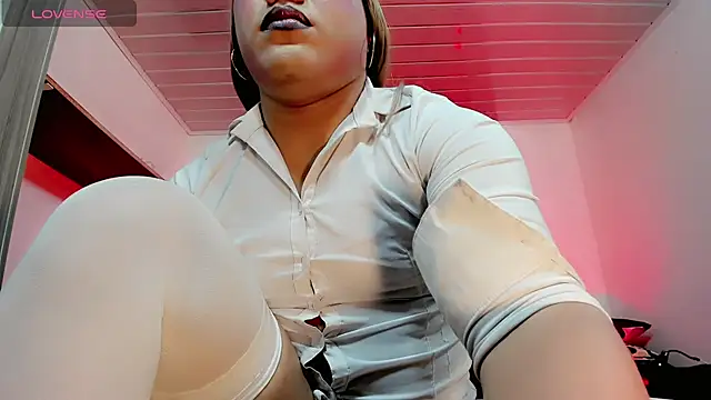 lisa armas online show from 07.02.26