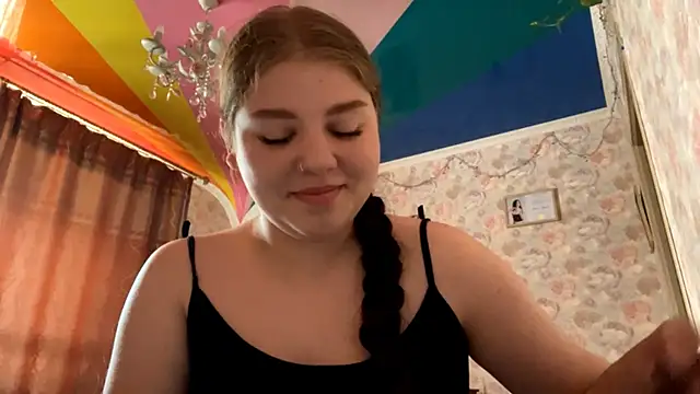 JackiStifflemire online show from 06.05.26