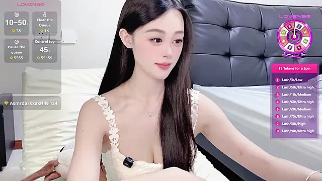 Snapshot of Ellaa999 chatting on 06.11.26 Ellaa999 online show from 06.11.26