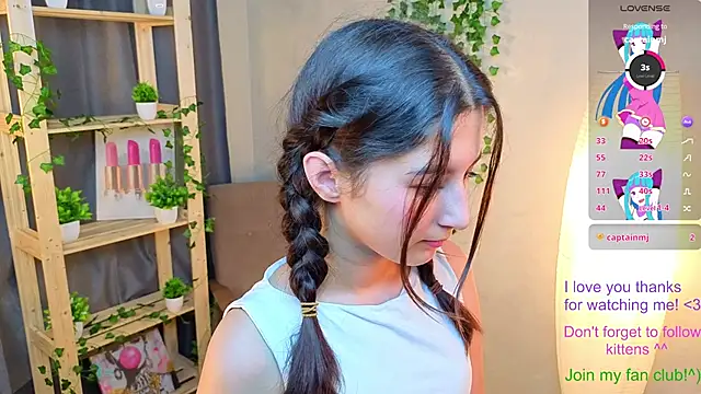 JasminKitany online show from 06.16.26