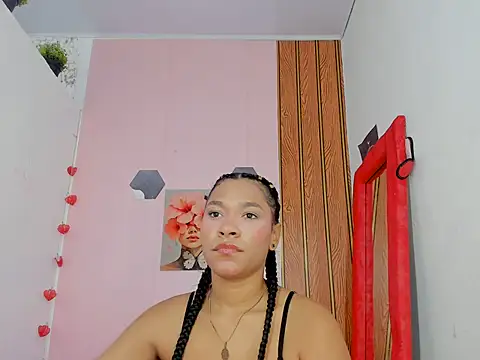Snapshot of Aratnzacute chatting on 06.25.26 Aratnzacute online show from 06.25.26