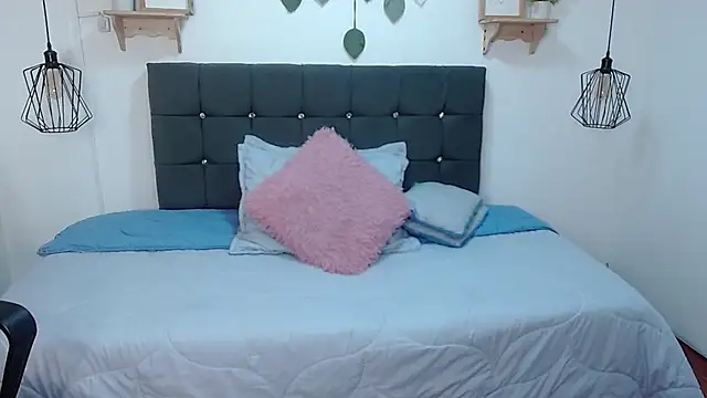 Khalia  online show from 07.08.26