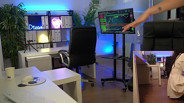 BabesGoWild online show from 02.21.26