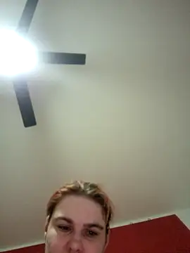 GoldenWifee online show from 06.12.26