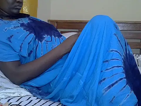 PrittyAnna online show from 06.18.26