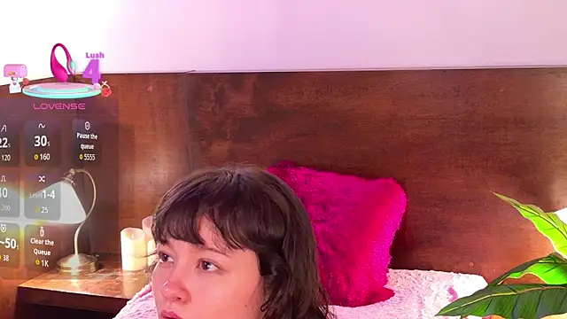 Snapshot of Emily_amaura chatting on 06.22.26 Emily amaura online show from 06.22.26