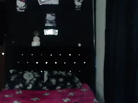 Snapshot of madame_kitty chatting on 07.10.26 madame kitty online show from 07.10.26