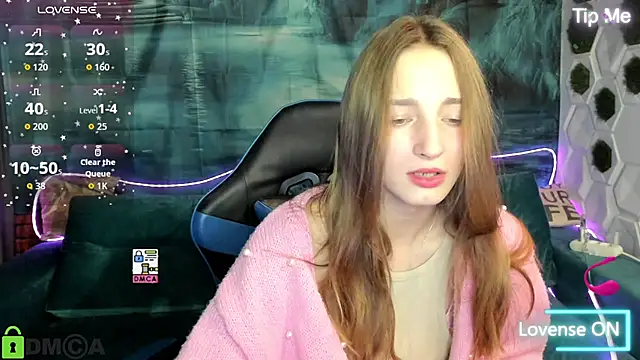 Snapshot of MaryMee88 chatting on 07.27.26 MaryMee88 online show from 07.27.26