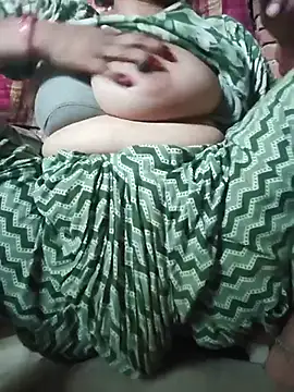 Snapshot of Your_Bhabhi69 chatting on 07.08.26 Your Bhabhi69 online show from 07.08.26