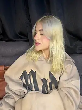 Lia-firee online show from 06.09.26