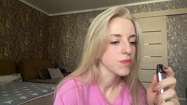 KrissySharp online show from 06.18.26