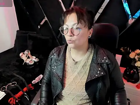 Snapshot of Susana_Flame chatting on 07.29.26 Susana Flame online show from 07.29.26