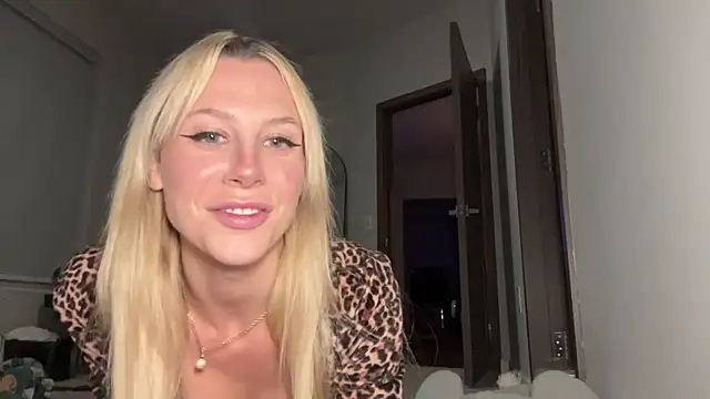 Snapshot of chelseapaigee chatting on 07.11.26 chelseapaigee online show from 07.11.26