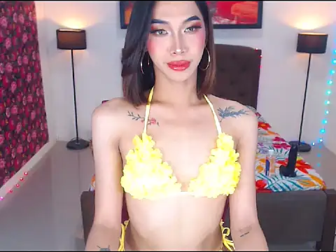 Snapshot of xXLoadedofCumTSXx chatting on 06.28.26 xXLoadedofCumTSXx online show from 06.28.26