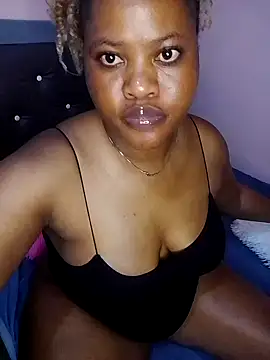 Yvone254 online show from 07.24.26