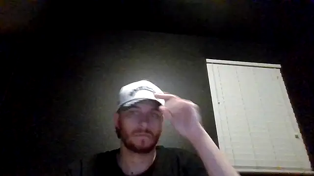 Snapshot of Mikecloudyhawk chatting on 06.18.26 Mikecloudyhawk online show from 06.18.26