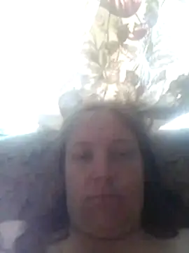 Snapshot of RebecaValentine chatting on 06.27.26 RebecaValentine online show from 06.27.26