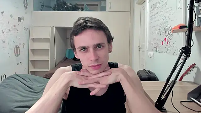 Snapshot of urgoddessboy chatting on 06.11.26 urgoddessboy online show from 06.11.26
