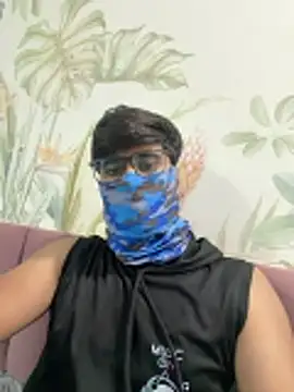 Snapshot of dreamy_boy chatting on 06.11.26 dreamy boy online show from 06.11.26