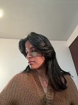 Snapshot of PiaVz chatting on 06.19.26 PiaVz online show from 06.19.26