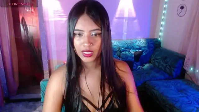 Snapshot of sweet_susy222 chatting on 06.10.26 sweet susy222 online show from 06.10.26