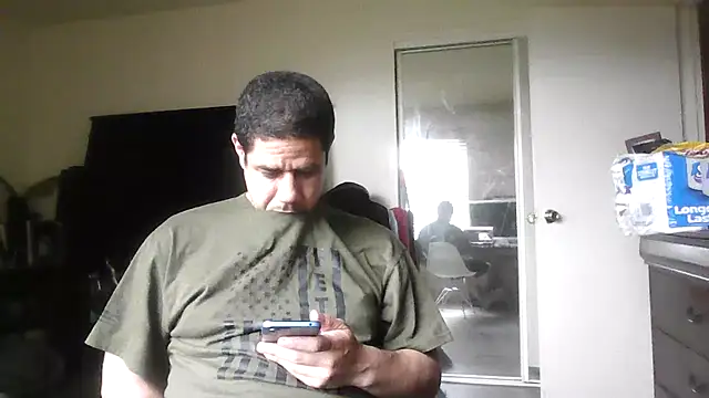 Snapshot of toosexy4myshirt chatting on 06.23.26 toosexy4myshirt online show from 06.23.26