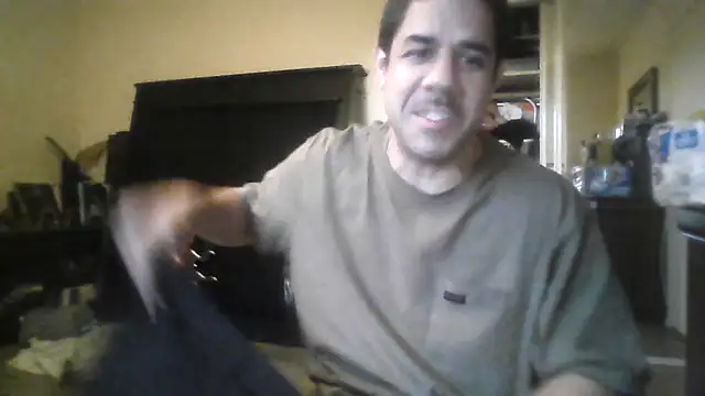 Snapshot of toosexy4myshirt chatting on 06.25.26 toosexy4myshirt online show from 06.25.26
