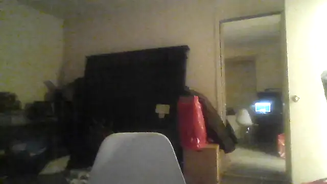 Snapshot of toosexy4myshirt chatting on 06.27.26 toosexy4myshirt online show from 06.27.26