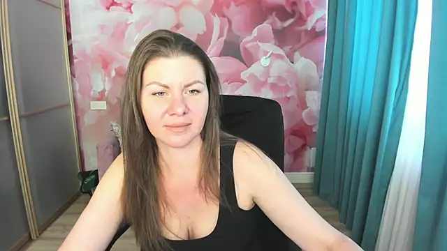 Snapshot of LunaKissesx chatting on 07.05.26 LunaKissesx online show from 07.05.26