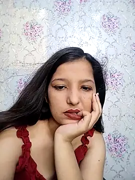 Snapshot of Queen_Rosyy chatting on 06.22.26 Queen Rosyy online show from 06.22.26