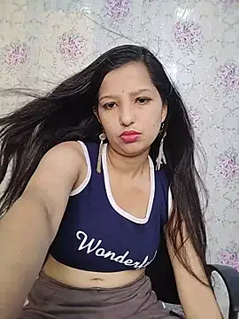 Snapshot of Queen_Rosyy chatting on 06.30.26 Queen Rosyy online show from 06.30.26