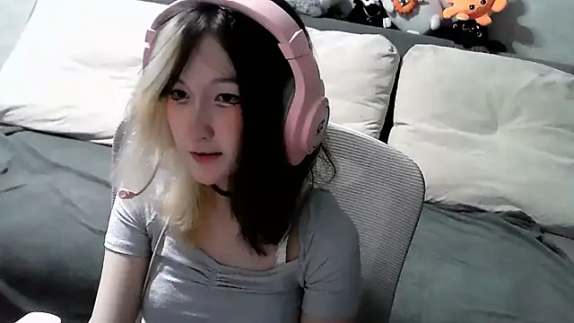 Lilfain baby online show from 07.20.26