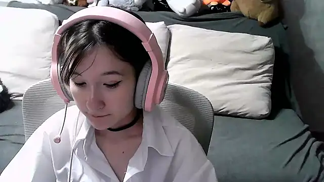 Lilfain baby online show from 07.23.26