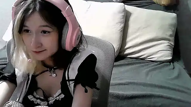 Lilfain baby online show from 07.25.26