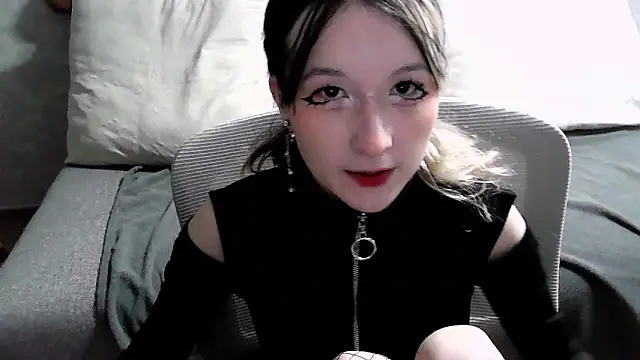 Lilfain baby online show from 08.01.26